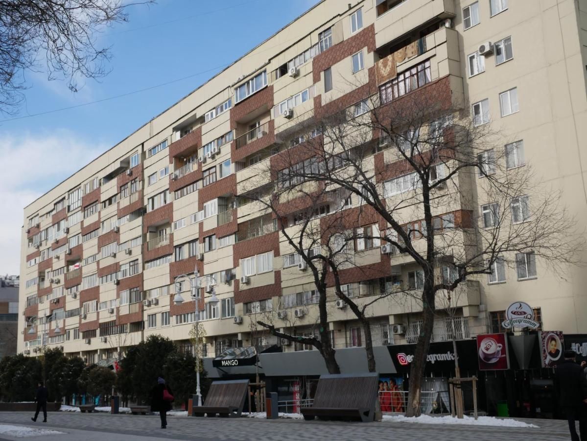 Апартаменты Жибек Жолы 81 Алматы